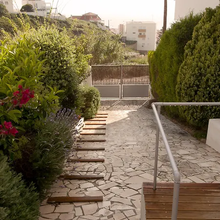 Chill Hill & Private - Peach Garden