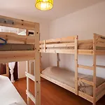 Hostel Chill Hill & Private - Peach Garden Ericeira