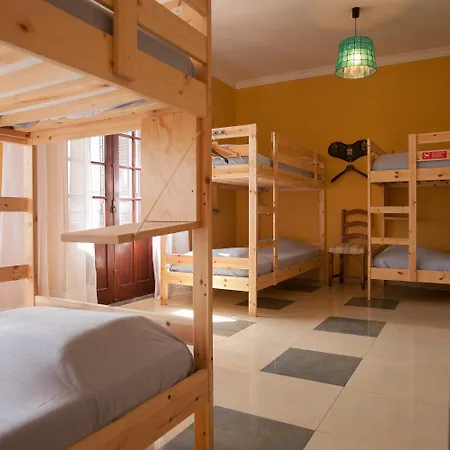 Chill Hill & Private - Peach Garden