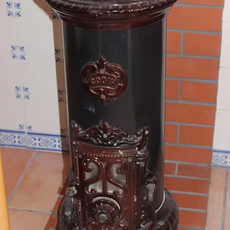 ホステル Chill Hill & Private - Peach Garden エリセイラ