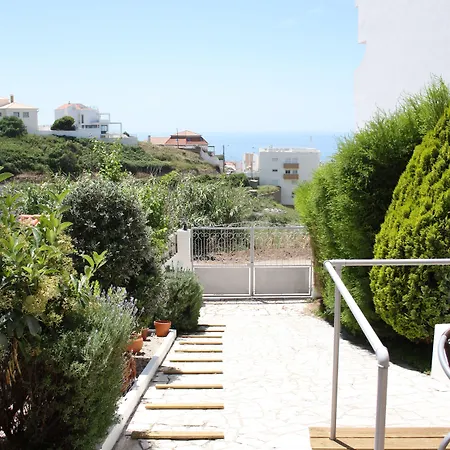 ホステル Chill Hill & Private - Peach Garden エリセイラ