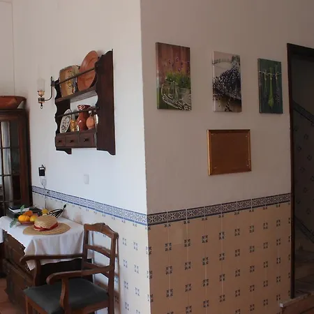 Chill Hill & Private - Peach Garden Hostel *