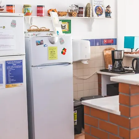 אכסניה Chill Hill & Private - Peach Garden אריסרייה