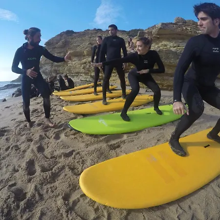 Hostel Chill Hill & Private - Peach Garden Ericeira