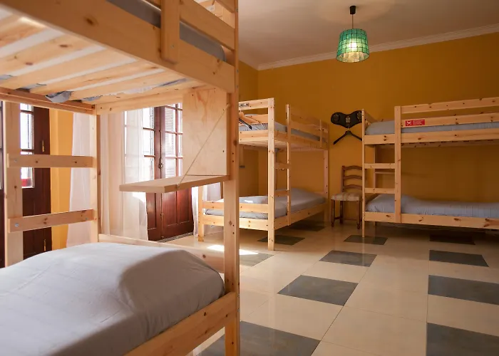 Chill Hill & Private - Peach Garden