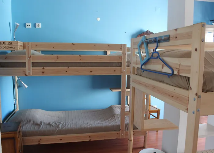 Chill Hill & Private - Peach Garden Hostel