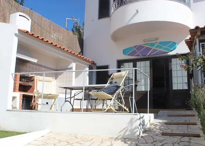 Chill Hill & Private - Peach Garden Hostel Ericeira