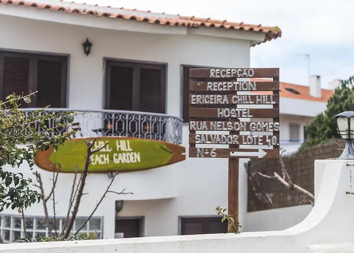 Hostel Chill Hill & Private - Peach Garden Ericeira